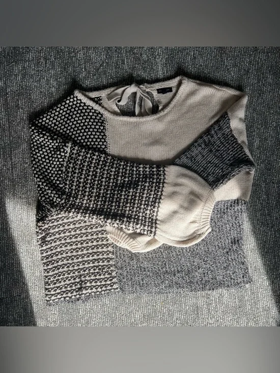 Blu Pepper Colorblock Patchwork Knit Sweater – Size L - Picture 3 of 5